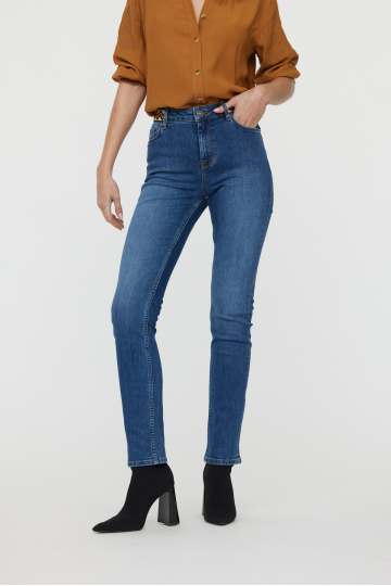 Taisnie džinsi W LC161 F D191 MED.B ZD - MEDIUM BLUE BRUSHED Taisnie džinsi W LC161 F D191 MED.B ZD - MEDIUM BLUE BRUSHED