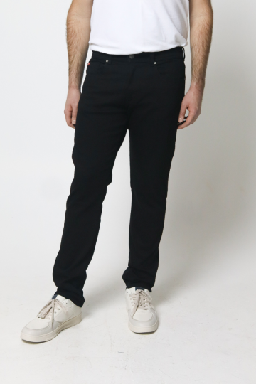 Konusveida džinsi LC7504 HR 1900 BLACK Konusveida džinsi LC7504 HR 1900 BLACK